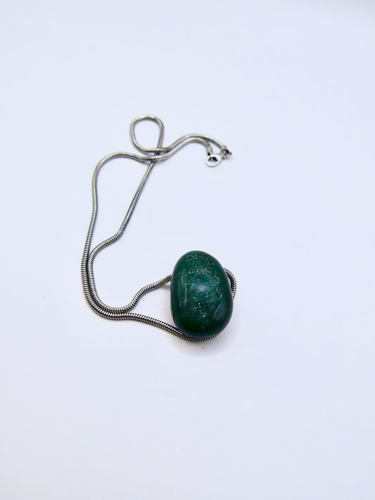 Aventurine trouée